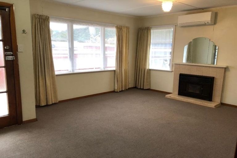 Photo of property in 68b Hikurangi Street, Trentham, Upper Hutt, 5018