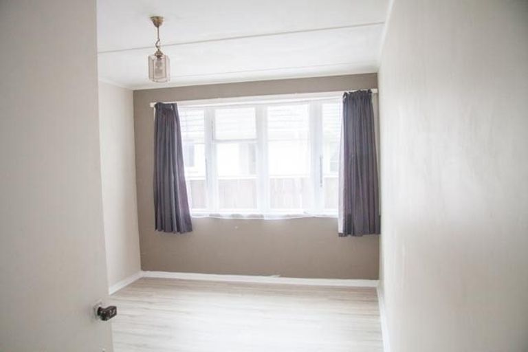 Photo of property in 28 Godley Street, Waterloo, Lower Hutt, 5011