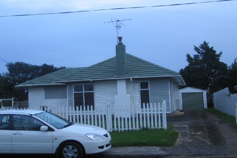 Photo of property in 42 Cornwall Road, Papatoetoe, Auckland, 2025