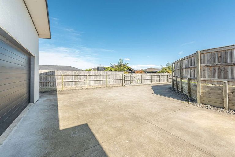 Photo of property in 14 Magnolia Crescent, Tawhero, Whanganui, 4501