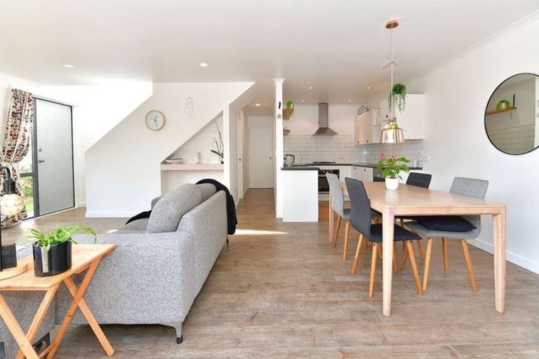 Photo of property in 63 Alverna View, Gulf Harbour, Whangaparaoa, 0930