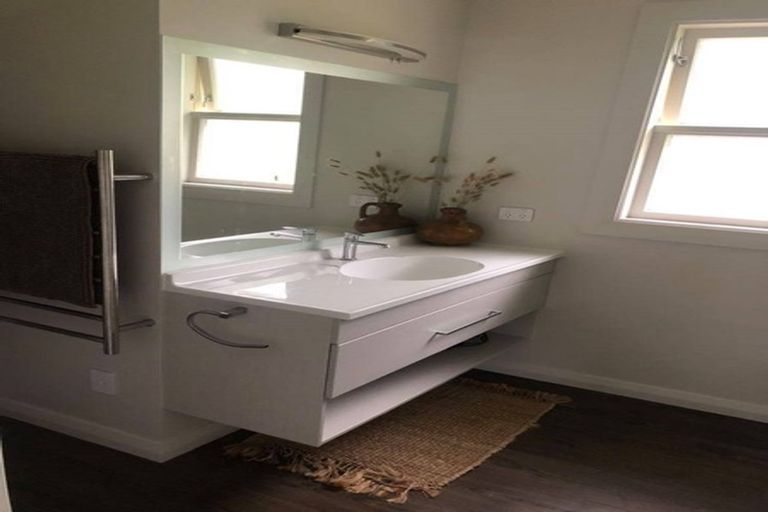 Photo of property in 129 Mount View Road, Bastia Hill, Whanganui, 4500