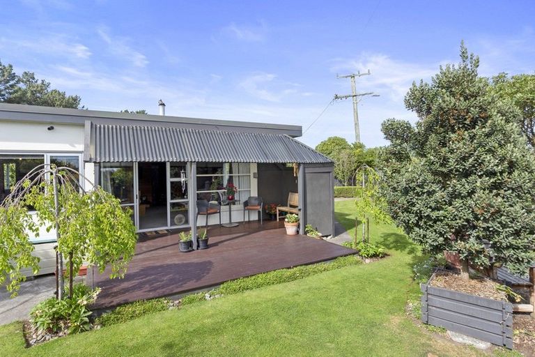 Photo of property in 49 Chamberlain Avenue, Amberley, 7481