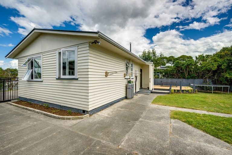Photo of property in 289 Kennedy Road, Onekawa, Napier, 4110