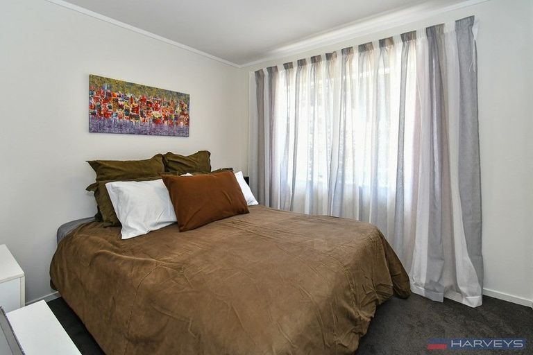 Photo of property in 67 Kuripaka Crescent, The Gardens, Auckland, 2105