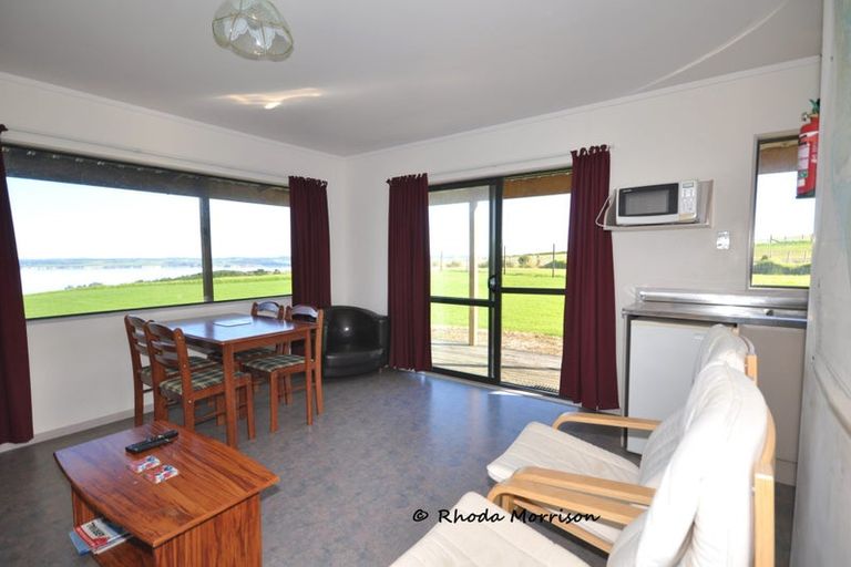 Photo of property in 986 Tinopai Road, Tinopai, Matakohe, 0593