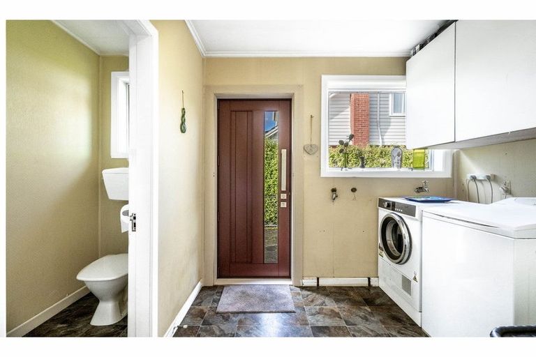 Photo of property in 330 Chelmsford Street, Waverley, Invercargill, 9810