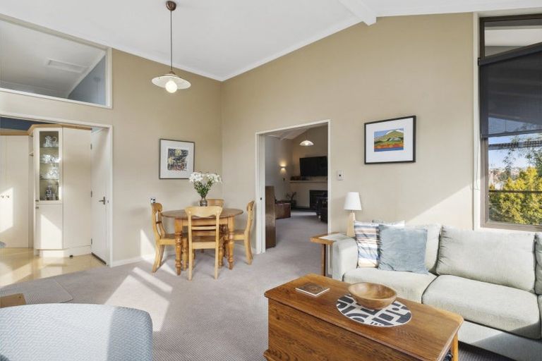 Photo of property in 24 Prestwick Street, Maori Hill, Dunedin, 9010