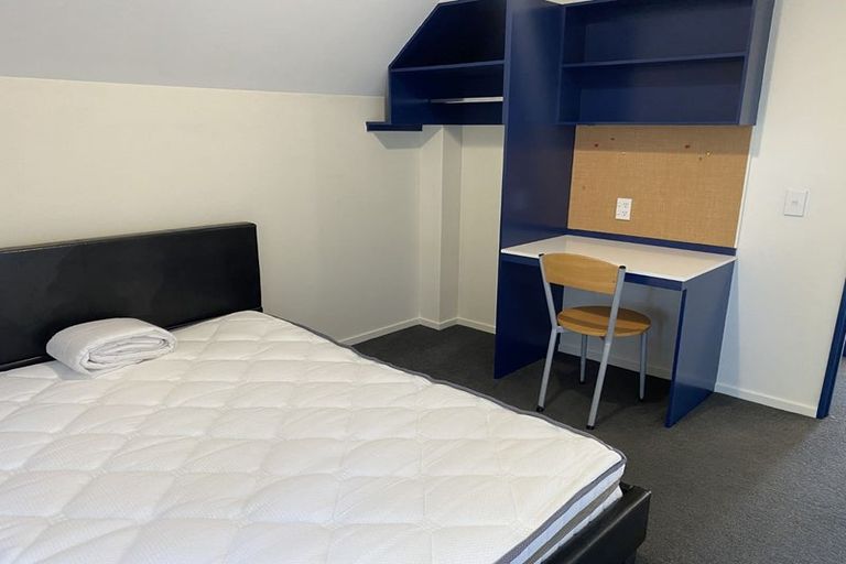 Photo of property in 5/74 Hansons Lane, Upper Riccarton, Christchurch, 8041