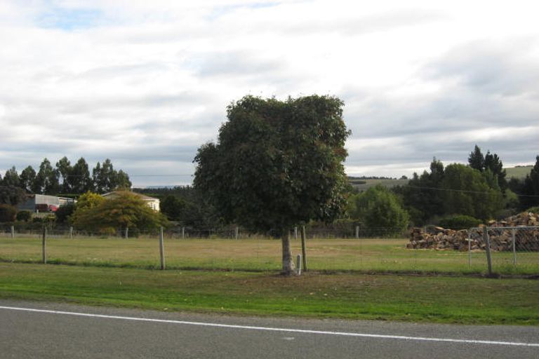 Photo of property in 1 Essex Street, Weston, Oamaru, 9401