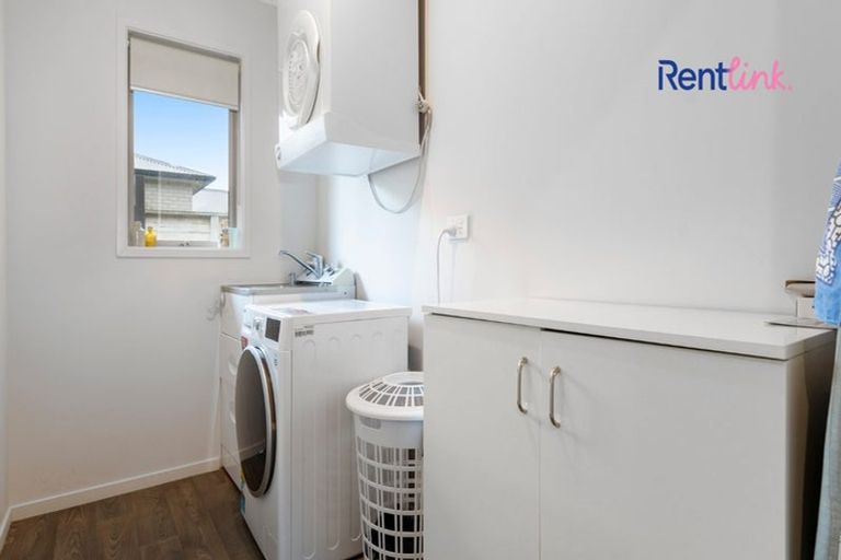 Photo of property in 52 Kayelene Place, Omokoroa, 3114