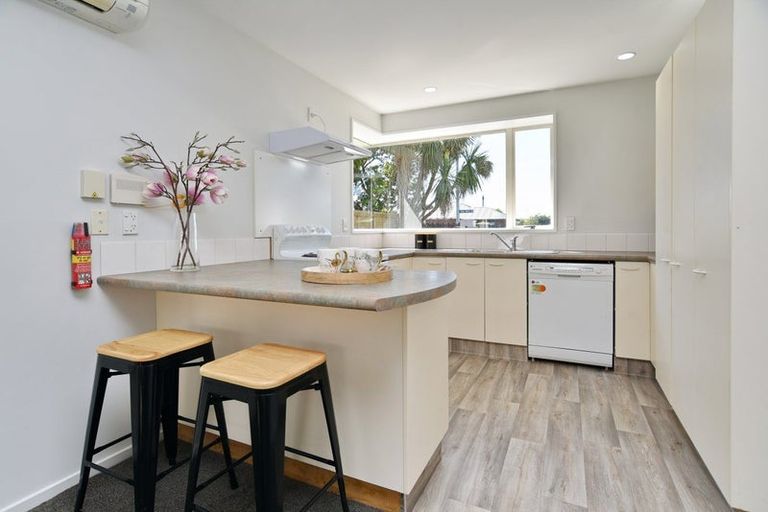 Photo of property in 641 Main North Road, Belfast, Christchurch, 8051