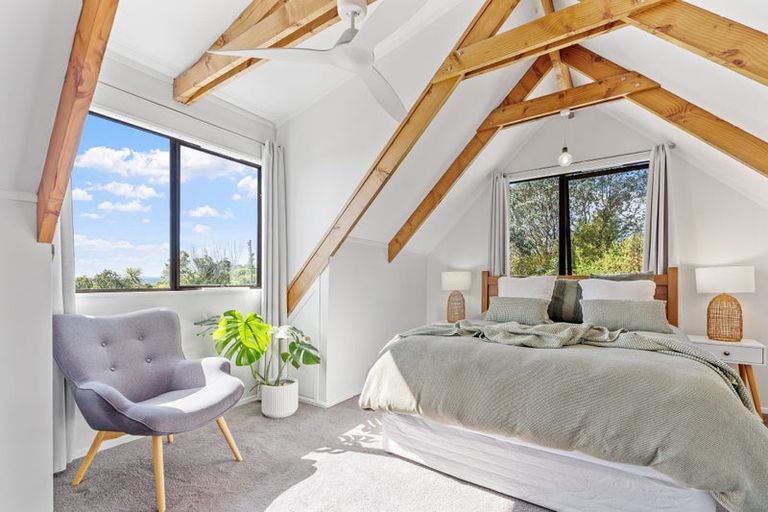 Photo of property in 52b Tiri Road, Manly, Whangaparaoa, 0930