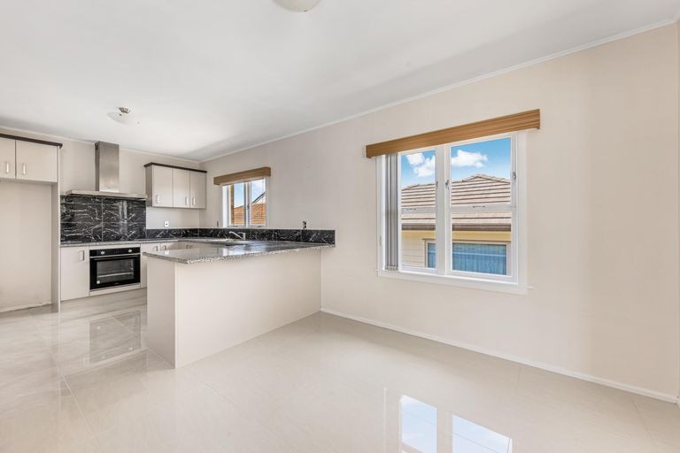 Photo of property in 61 Halver Road, Hillpark, Auckland, 2102