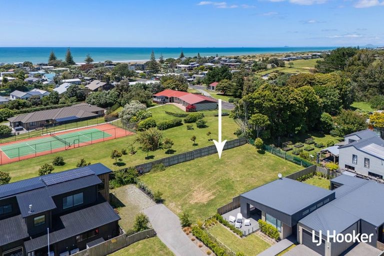 Photo of property in 8 Beau Lane, Waihi Beach, 3611