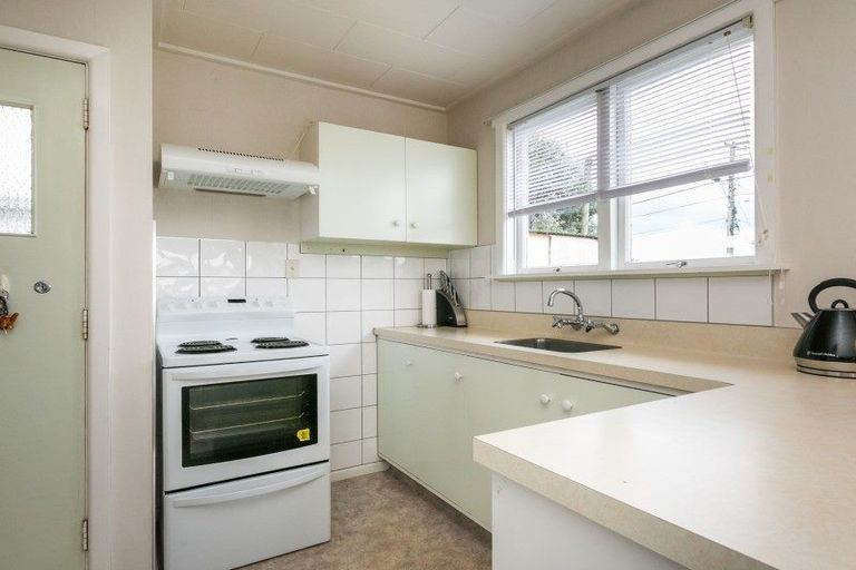 Photo of property in 1/13 Murphy Road, Taradale, Napier, 4112