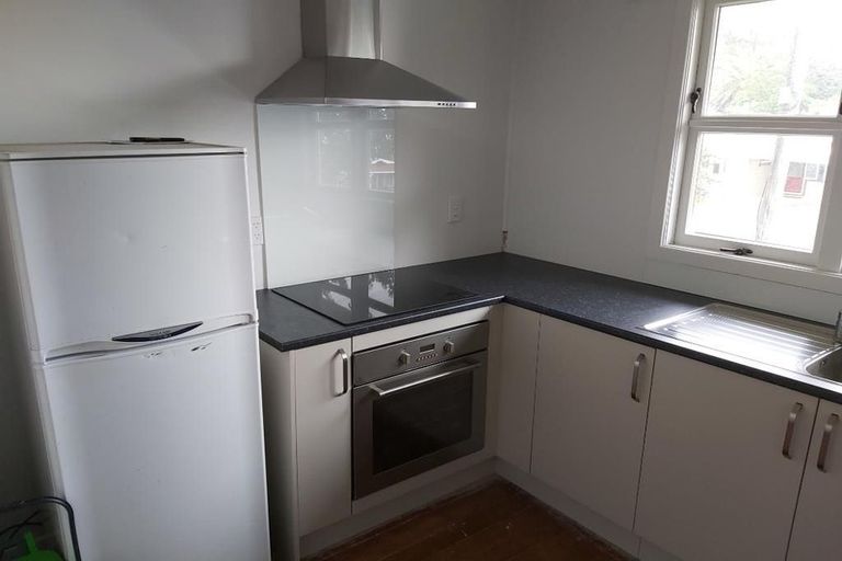 Photo of property in 220 Powderham Street, New Plymouth, 4310