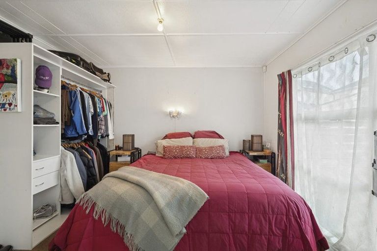 Photo of property in 5 Pitau Road, Mount Maunganui, 3116