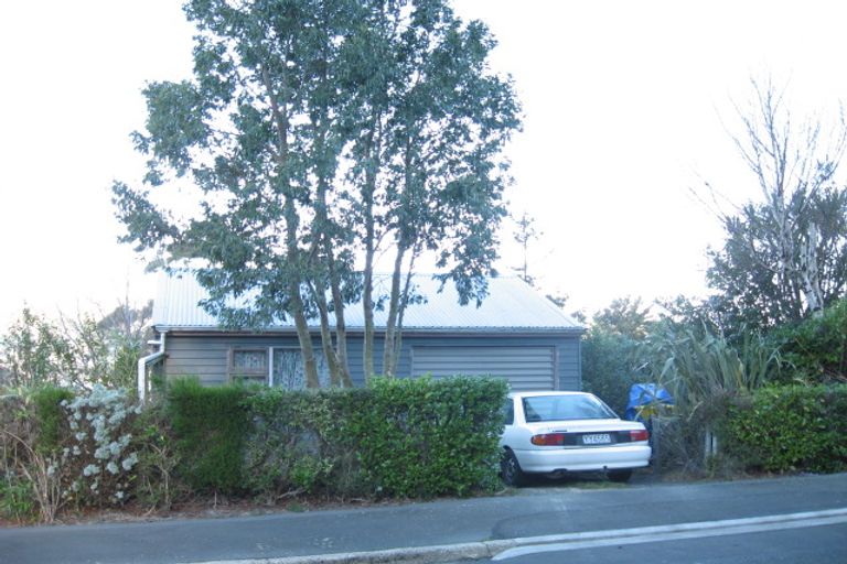 Photo of property in 18 Matai Street, Ravensbourne, Dunedin, 9022