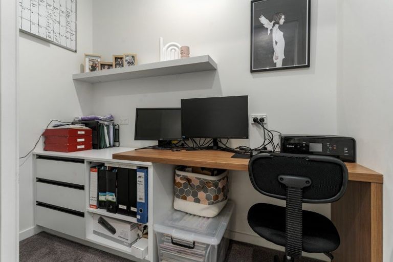 Photo of property in 37 Kohunga Crescent, Bottle Lake, Christchurch, 8083