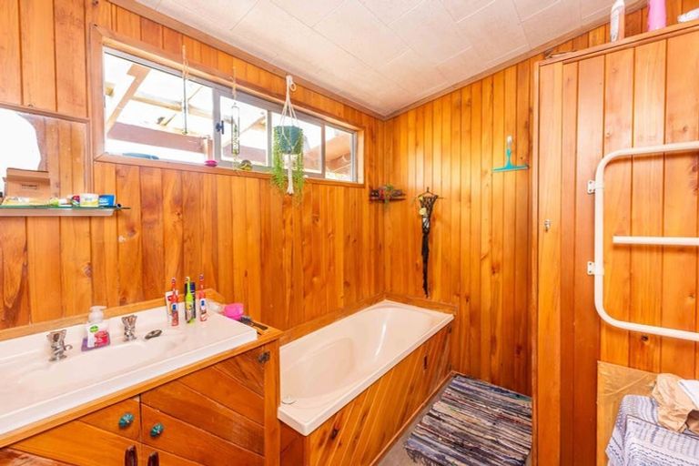 Photo of property in 14 Nimmo Street West, Rawene, Kaikohe, 0473