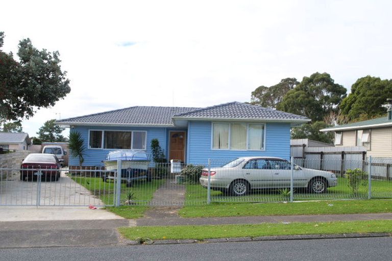 Photo of property in 16 Woburn Street, Mangere East, Auckland, 2024