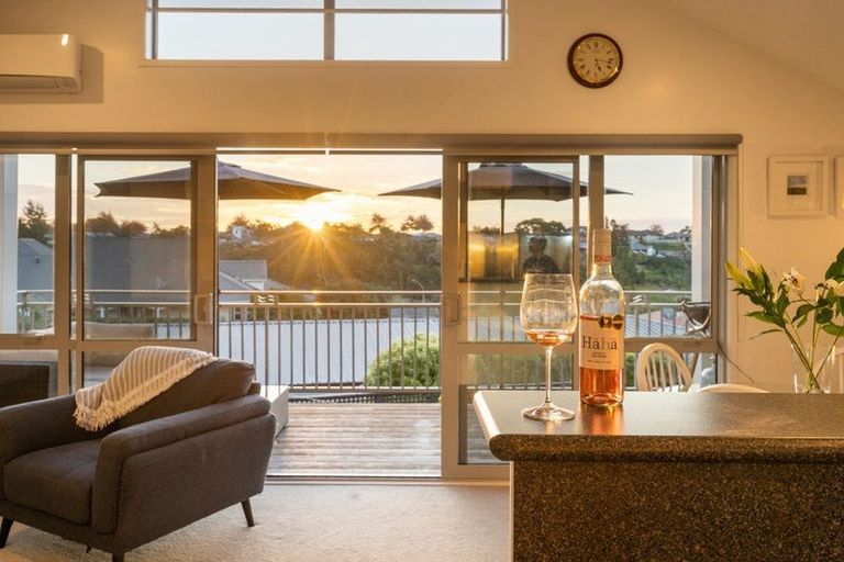 Photo of property in 19 Brodie Place, Bethlehem, Tauranga, 3110
