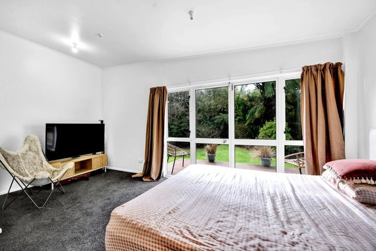 Photo of property in 5 Totara Terrace, Inglewood, 4330