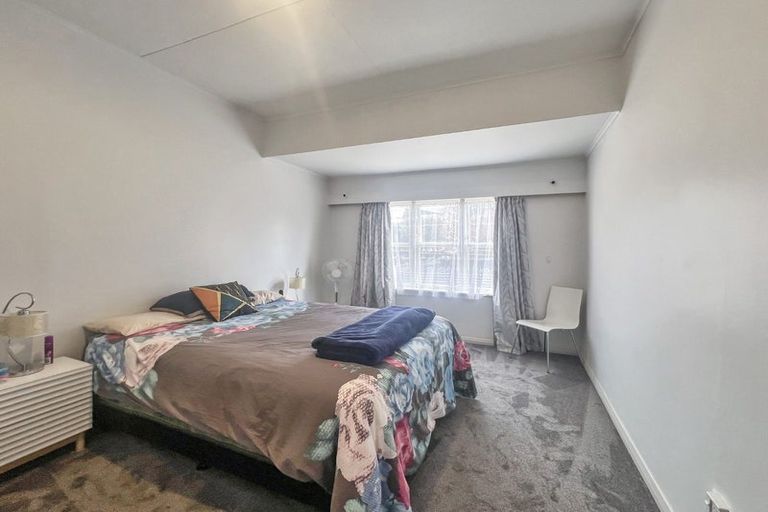 Photo of property in 124 Randwick Road, Moera, Lower Hutt, 5010