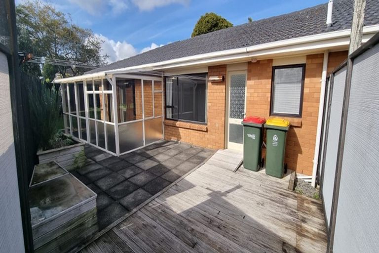 Photo of property in 2/3 Skilling Place, Farm Cove, Auckland, 2012