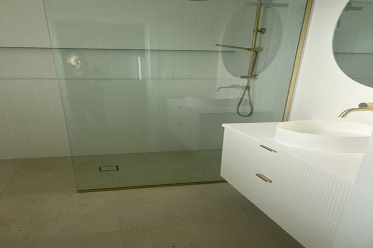 Photo of property in 3 Trysail Place, Whitby, Porirua, 5024