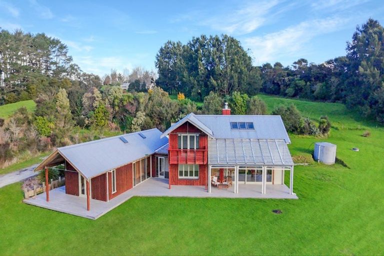 Photo of property in 1335 Ahuroa Road, Makarau, Warkworth, 0981