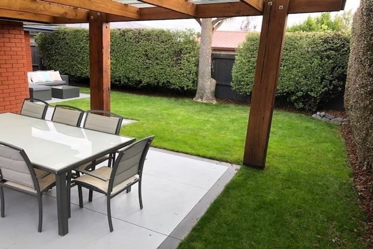 Photo of property in 152a Lincoln Road, Addington, Christchurch, 8024