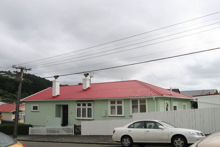 Photo of property in 32 Stoke Street, Newtown, Wellington, 6021
