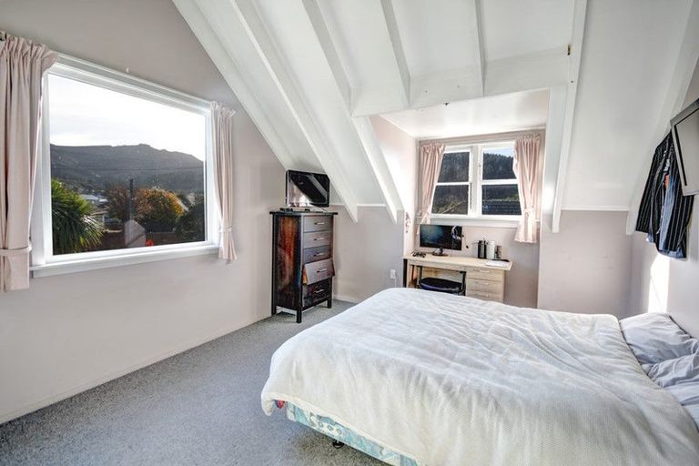 Photo of property in 28 Freyberg Avenue, Sawyers Bay, Port Chalmers, 9023