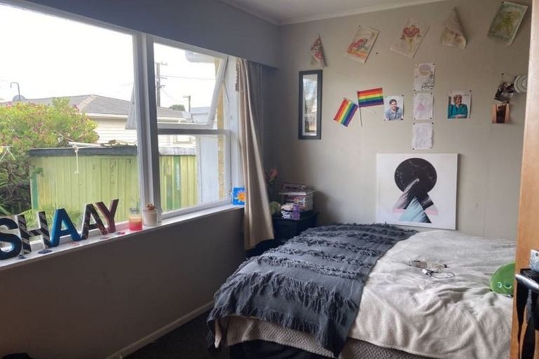 Photo of property in 17 John Street, Levin, 5510