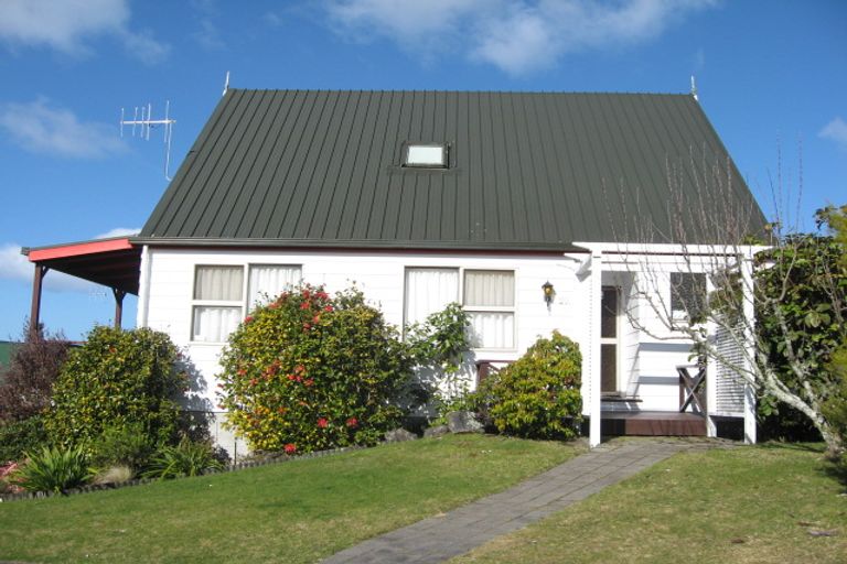 Photo of property in 20 Te Pohue Street, Omori, Turangi, 3381