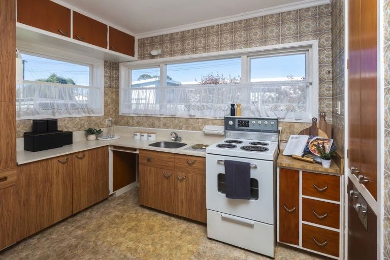 Photo of property in 97 Palmers Road, New Brighton, Christchurch, 8083