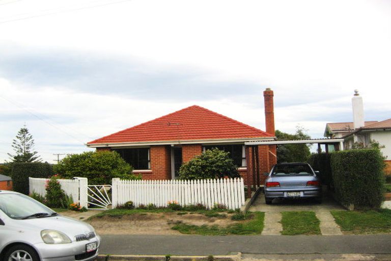 Photo of property in 1 Sickels Street, Fairfield, Dunedin, 9018