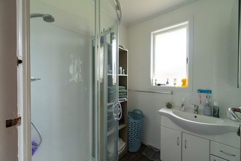 Photo of property in 10 Clearmont Crescent, Blagdon, New Plymouth, 4310