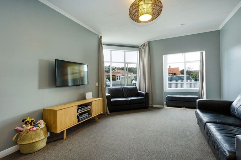 Photo of property in 30 Coughtrey Street, Saint Clair, Dunedin, 9012