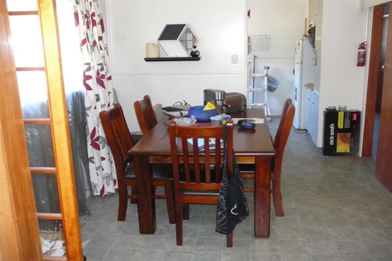 Photo of property in 12 Davies Street, Paeroa, 3600