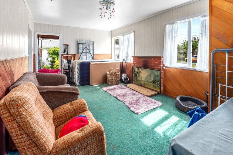 Photo of property in 33 Cockburn Street, Onerahi, Whangarei, 0110