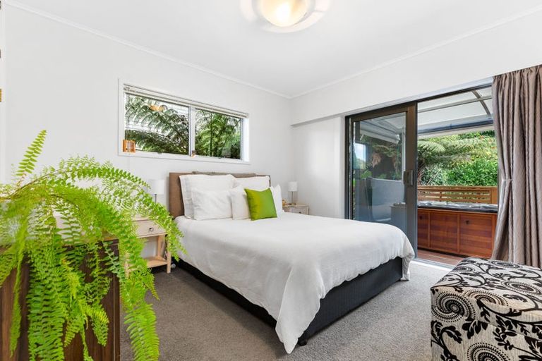 Photo of property in 16 Nui Mana Place, Te Atatu South, Auckland, 0610