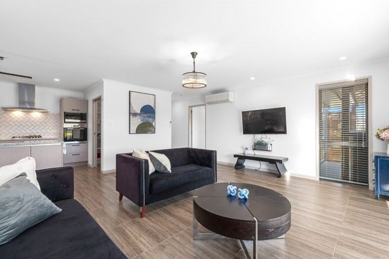 Photo of property in 42 Double Bay Road, Pyes Pa, Tauranga, 3112