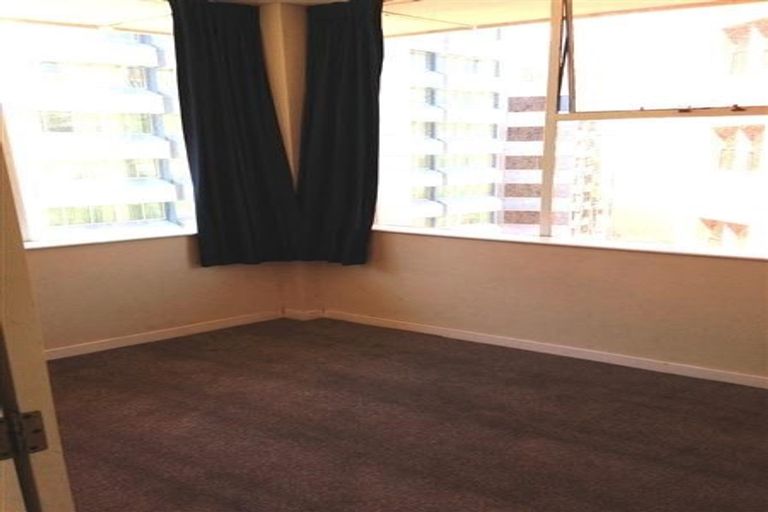 Photo of property in Terrace Tower Apartments, 7b/126 The Terrace, Wellington Central, Wellington, 6011