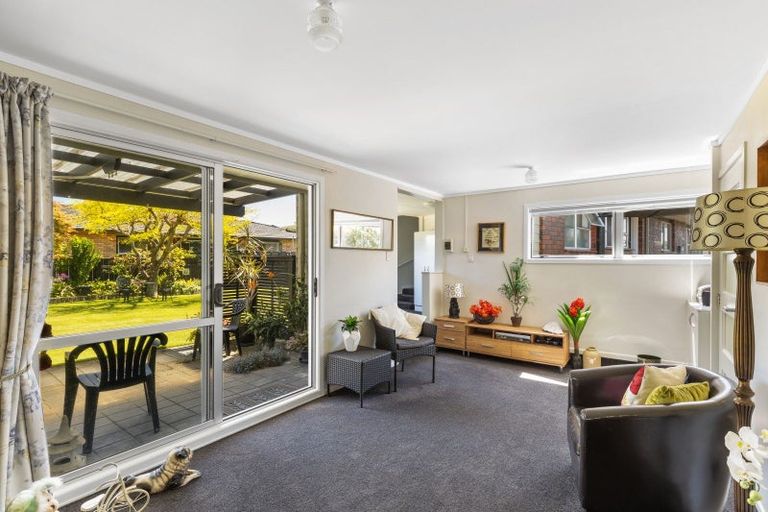 Photo of property in 38 Wairau Road, Oakura, 4314