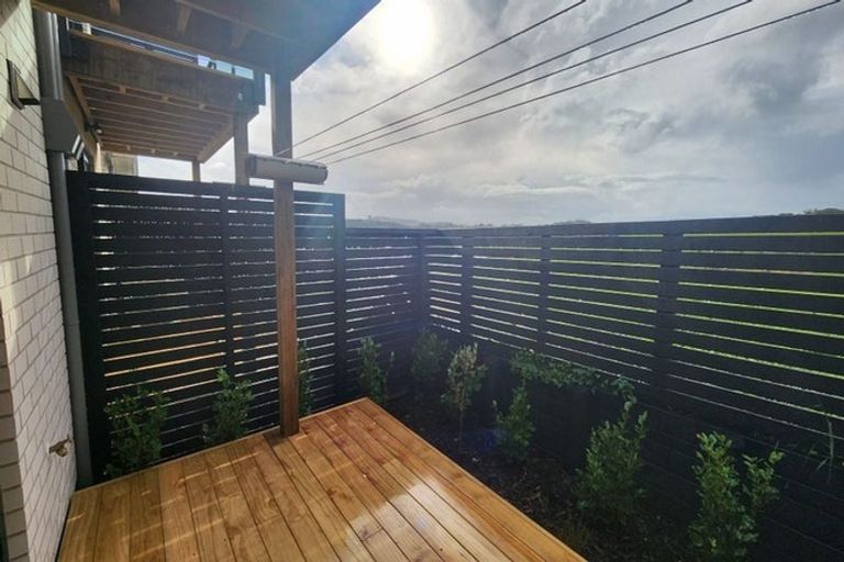 Photo of property in 17/23 Makomako Drive, Orewa, 0931