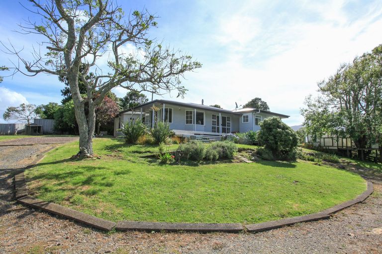 Photo of property in 1260 Te Hutewai Road, Raglan, 3296
