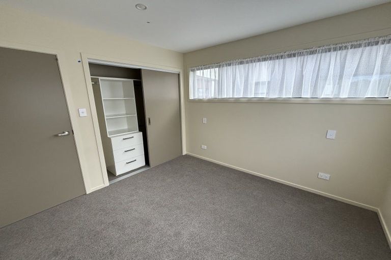 Photo of property in 2a Lowestoft Place, West End, Palmerston North, 4412